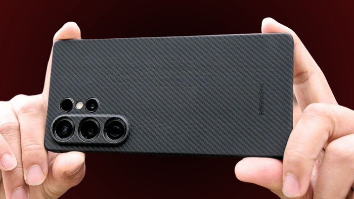 close up photo of Galaxy S25 Ultra thin case aramid fiber